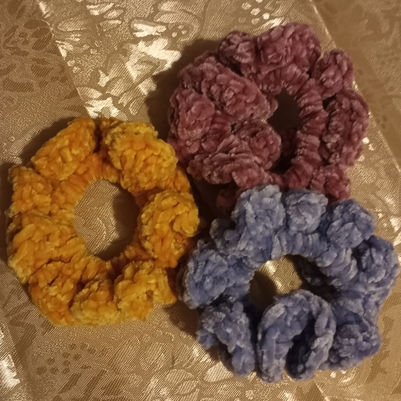 Crochet Super soft Scrunchies - Picture 13 of 15